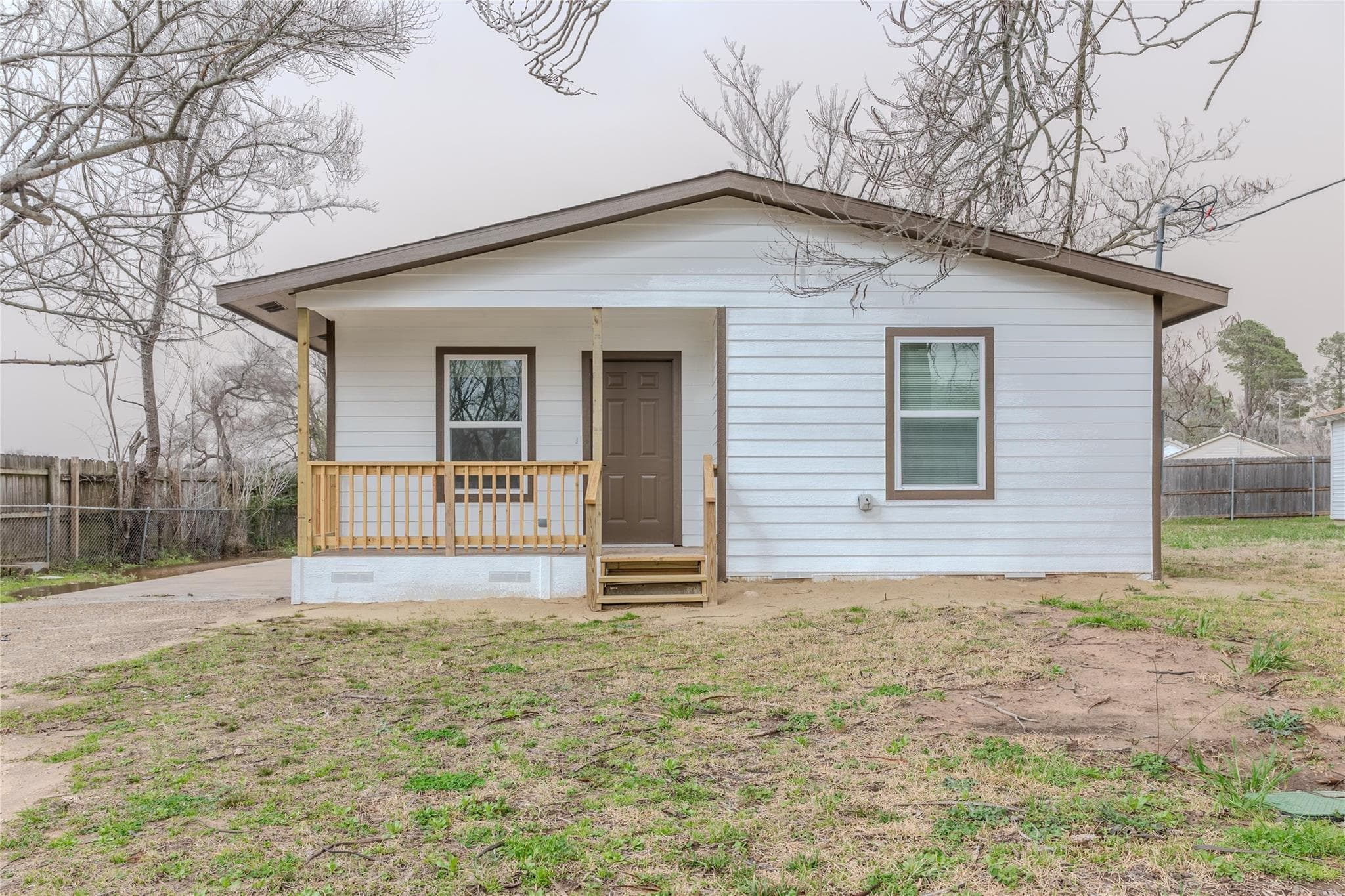 729 N Planters Street, Emory TX 75440